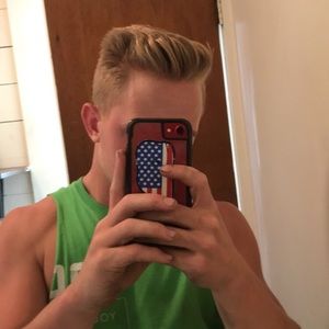 Meet your Posher, Phillip